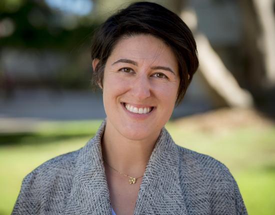 Lilly Irani headshot